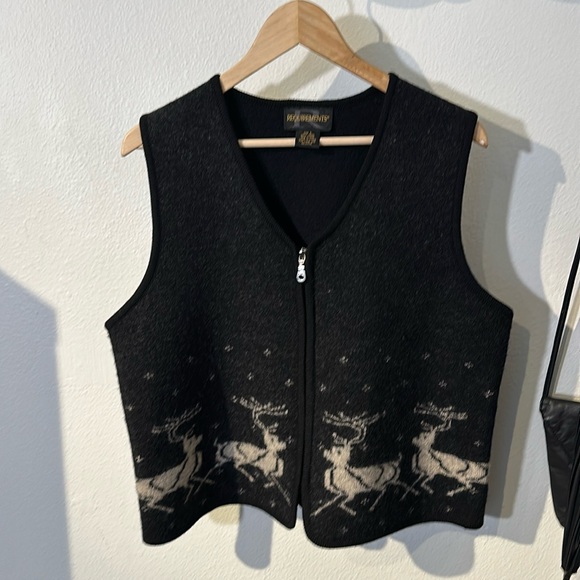 100% wool vintage vest winter themed - Picture 1 of 5